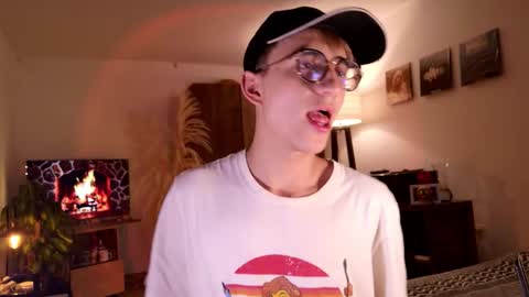 Mr Evans online show from October 22, 3:01 pm