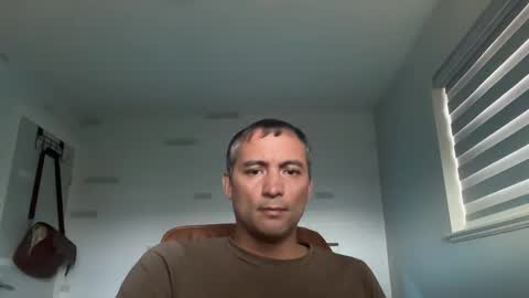 Snapshot of mr_halfling chatting on September 28, 1:11 am mr_halfling online show from September 28, 1:11 am