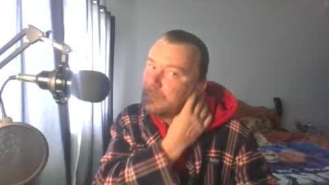 Snapshot of mr_i_ chatting on March 30, 9:10 am mr_i_ online show from March 30, 9:10 am