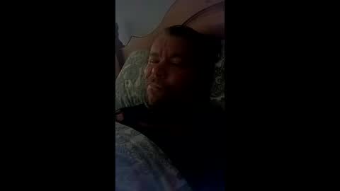 Snapshot of mr_i_ chatting on May 1, 7:57 am mr_i_ online show from May 1, 7:57 am