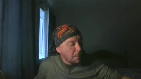 Snapshot of mr_i_ chatting on May 3, 7:31 pm mr_i_ online show from May 3, 7:31 pm