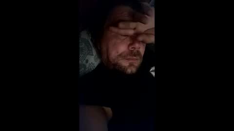 Snapshot of mr_i_ chatting on May 5, 7:49 am mr_i_ online show from May 5, 7:49 am