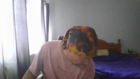 mr_i_ online show from May 31, 7:26 am