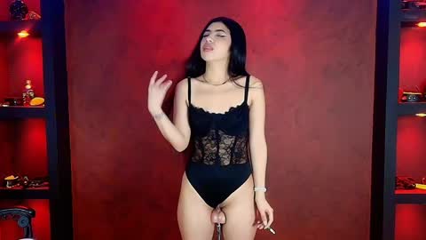 mr_kate_bdsm online show from April 25, 9:12 pm