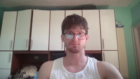Snapshot of mr_ketzaly69 chatting on May 31, 11:28 am Johnny online show from May 31, 11:28 am