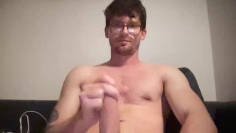 Snapshot of mr_ketzaly69 chatting on June 6, 12:16 am Johnny online show from June 6, 12:16 am
