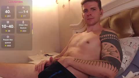 Snapshot of mr_longboy chatting on July 25, 9:23 pm mr_longboy online show from July 25, 9:23 pm