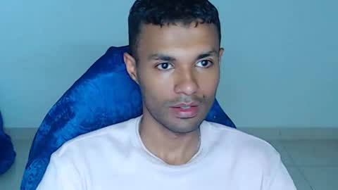Snapshot of mr_max__ chatting on March 18, 12:19 pm Max online show from March 18, 12:19 pm