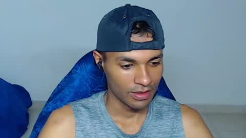 Snapshot of mr_max__ chatting on March 29, 2:28 pm Max online show from March 29, 2:28 pm