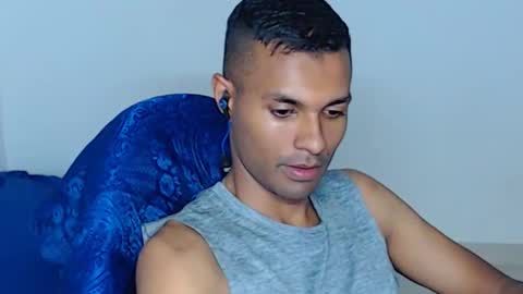 Snapshot of mr_max__ chatting on April 5, 1:58 am Max online show from April 5, 1:58 am