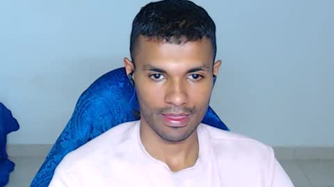 Snapshot of mr_max__ chatting on April 17, 3:26 pm Max online show from April 17, 3:26 pm