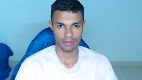 Snapshot of mr_max__ chatting on April 20, 12:13 am Max online show from April 20, 12:13 am