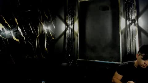 mr_maximo online show from December 16, 9:58 am