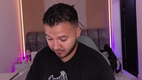 MIKEE online show from June 24, 3:05 am