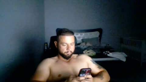 Snapshot of mr_mrs_scorpion chatting on July 22, 2:36 am JohnKate online show from July 22, 2:36 am