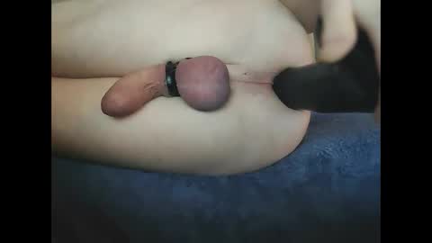 Snapshot of mr_naiseee chatting on October 12, 10:20 pm mr_naiseee online show from October 12, 10:20 pm