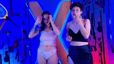 Snapshot of mr_sadistiic_ chatting on December 3, 9:13 pm Sadistic online show from December 3, 9:13 pm