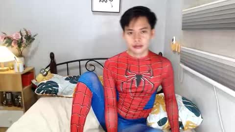 Snapshot of mr_squidcock chatting on November 20, 2:12 am KYLE online show from November 20, 2:12 am