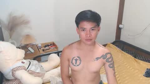 Snapshot of mr_squidcock chatting on March 20, 3:06 pm KYLE online show from March 20, 3:06 pm