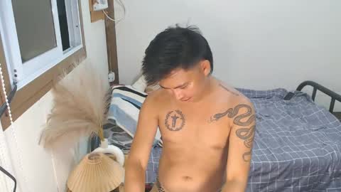 Snapshot of mr_squidcock chatting on April 15, 10:55 am KYLE online show from April 15, 10:55 am