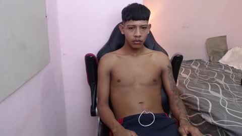 Snapshot of mr_stiven_ chatting on January 14, 5:51 am mr_stiven_ online show from January 14, 5:51 am