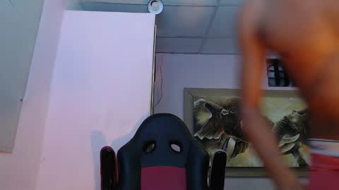 Snapshot of mr_stiven_ chatting on February 15, 9:27 am mr_stiven_ online show from February 15, 9:27 am