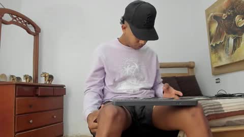 mr_stiven_ online show from March 2, 2:58 am