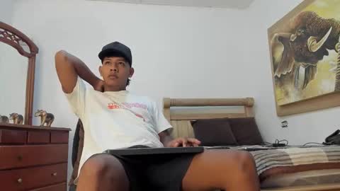 mr_stiven_ online show from March 3, 2:28 am