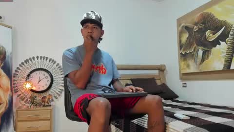 Snapshot of mr_stiven_ chatting on May 21, 2:51 am mr_stiven_ online show from May 21, 2:51 am