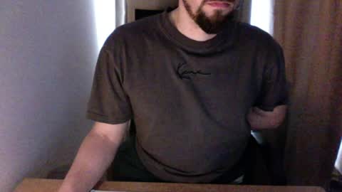 Snapshot of mr_teatime1989 chatting on January 10, 2:13 pm the office guy online show from January 10, 2:13 pm