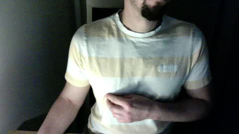 Snapshot of mr_teatime1989 chatting on January 25, 5:08 pm the office guy online show from January 25, 5:08 pm