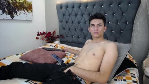 Snapshot of mr_williseo chatting on January 19, 10:49 pm williseo online show from January 19, 10:49 pm