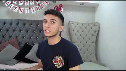 Snapshot of mr_williseo chatting on February 9, 8:13 pm williseo online show from February 9, 8:13 pm