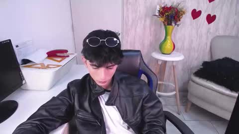 williseo online show from February 28, 7:59 pm