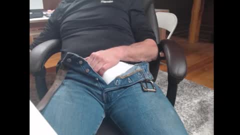 mr_x7333 online show from October 19, 4:46 am