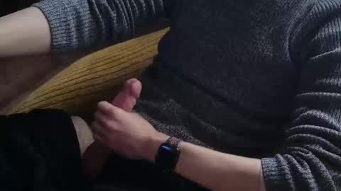 Snapshot of mradi__991 chatting on December 5, 3:09 pm A. online show from December 5, 3:09 pm