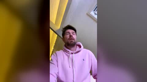 mraxwel online show from March 21, 5:23 am