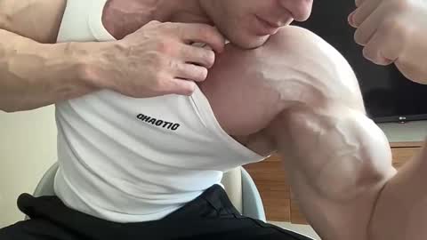 Mrbiceps23 online show from January 9, 6:38 am