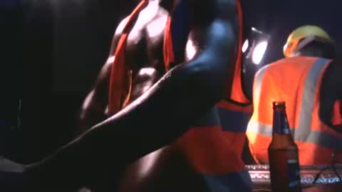 Snapshot of mrbigdiq chatting on December 22, 8:05 am MrBigDiQ1 online show from December 22, 8:05 am