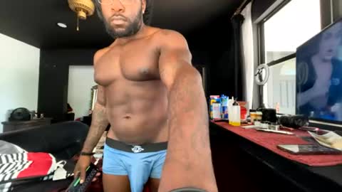 Snapshot of mrbigdthomas chatting on July 11, 7:38 pm MrBigDThomas online show from July 11, 7:38 pm