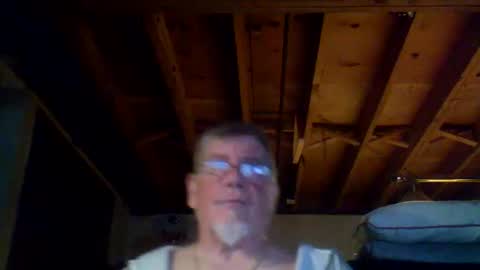 Snapshot of mrblade666 chatting on May 31, 1:25 am mrblade666 online show from May 31, 1:25 am