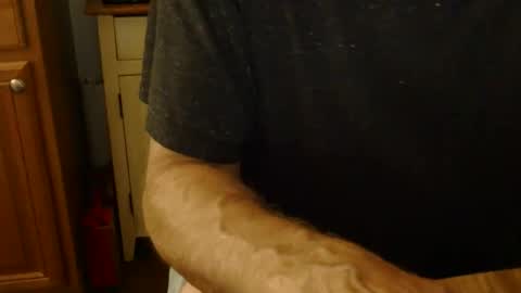 Snapshot of mrbrigggs chatting on June 9, 5:13 pm mrbrigggs online show from June 9, 5:13 pm
