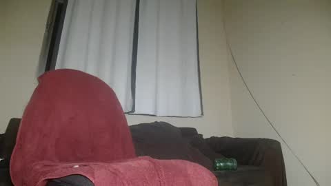 Snapshot of mrbrown_strong chatting on May 27, 1:57 am mr brown online show from May 27, 1:57 am