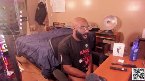 Chuck Daily online show from December 4, 6:00 am