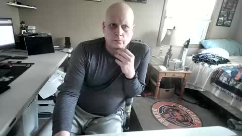 Snapshot of mrclean_55 chatting on January 5, 5:27 pm MrClean55 online show from January 5, 5:27 pm