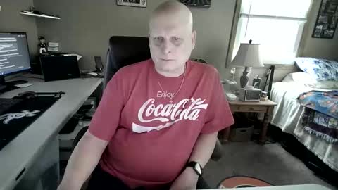 Snapshot of mrclean_55 chatting on February 19, 5:31 pm MrClean55 online show from February 19, 5:31 pm