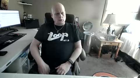 Snapshot of mrclean_55 chatting on March 19, 4:11 pm MrClean55 online show from March 19, 4:11 pm