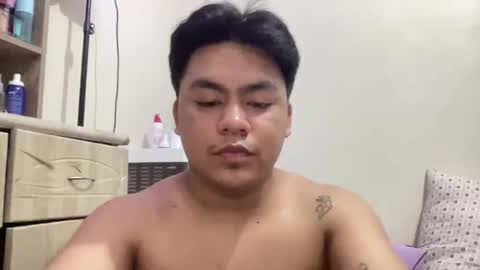 Snapshot of mrdesirexxx chatting on April 13, 6:57 pm MrDesireexxx online show from April 13, 6:57 pm