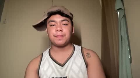 Snapshot of mrdesirexxx chatting on April 21, 2:15 am MrDesireexxx online show from April 21, 2:15 am