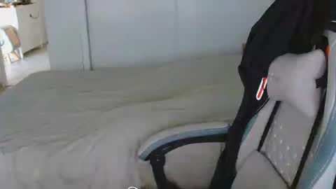 mrdr000 online show from August 2, 1:53 pm